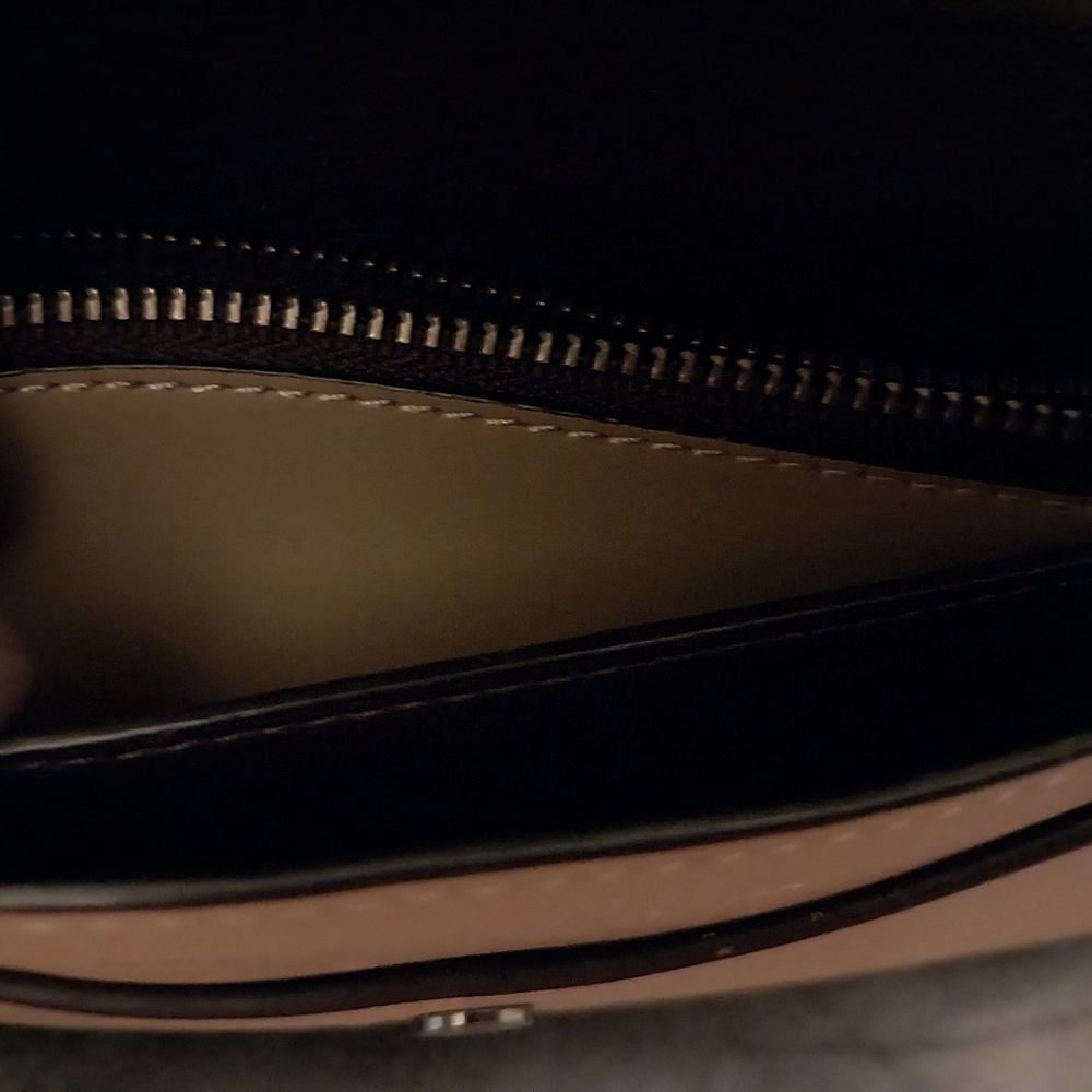 WOW**SALE**Gorgeous Coach Wristlet - Picture 5 of 5